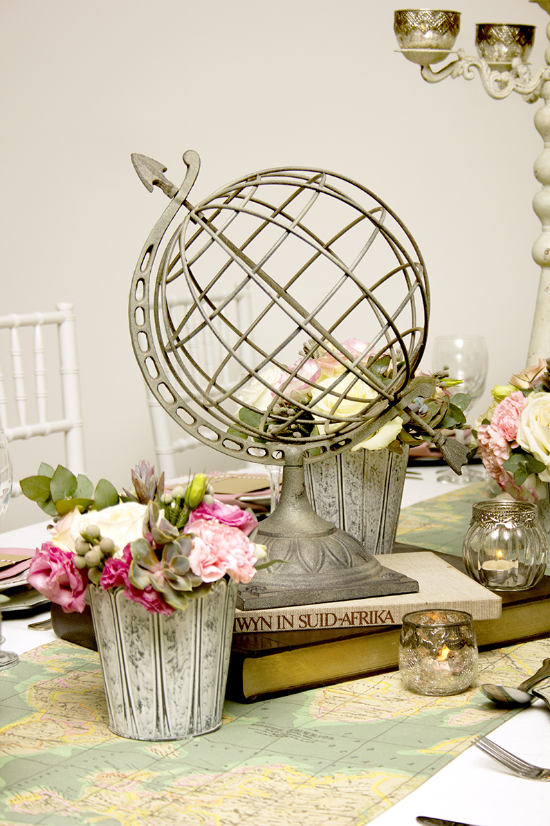 Vintage travel table design (11)